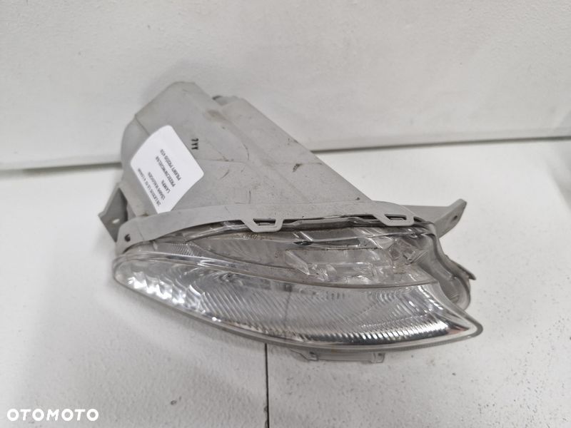 LEXUS LS IV 4 LS460 LS600 HALOGEN LAMPA PRZECIWMGIELNA PRAWY PRZÓD - 2