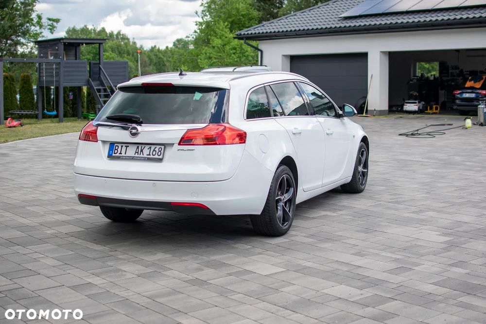 Opel Insignia - 12