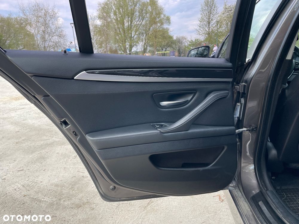 BMW Seria 5 - 16