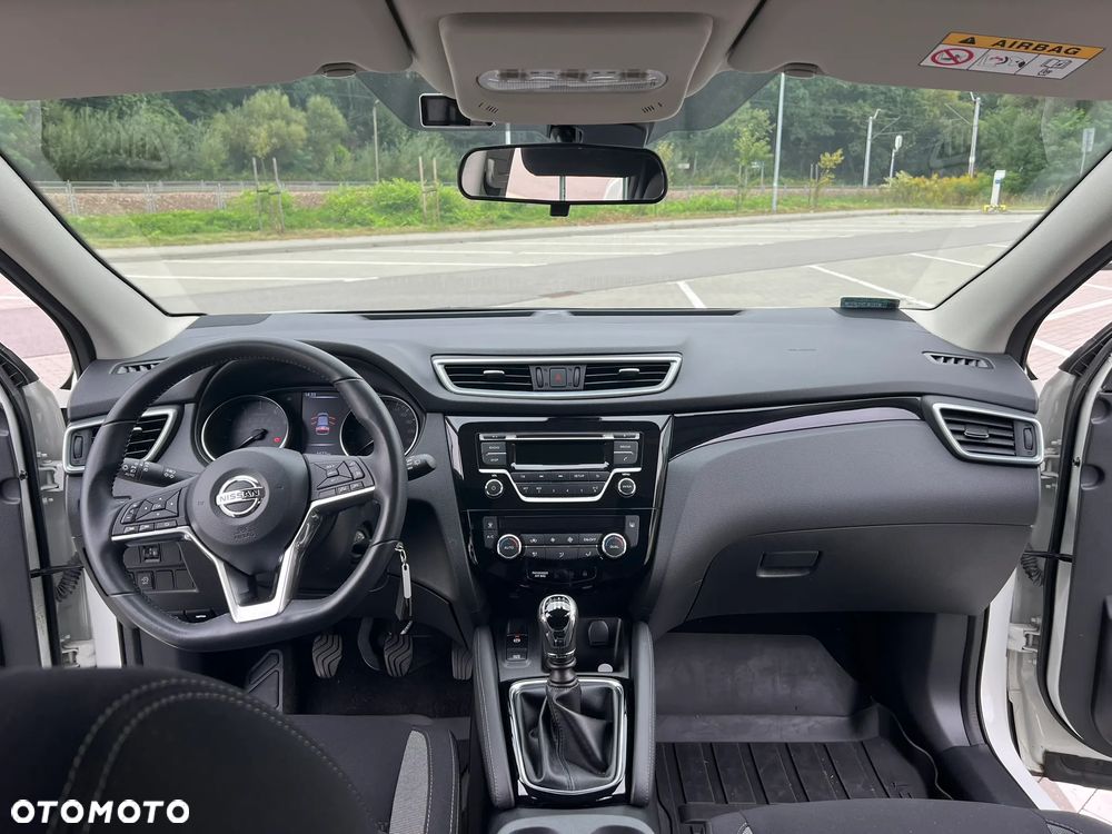 Nissan Qashqai 1.2 DIG-T Acenta - 22
