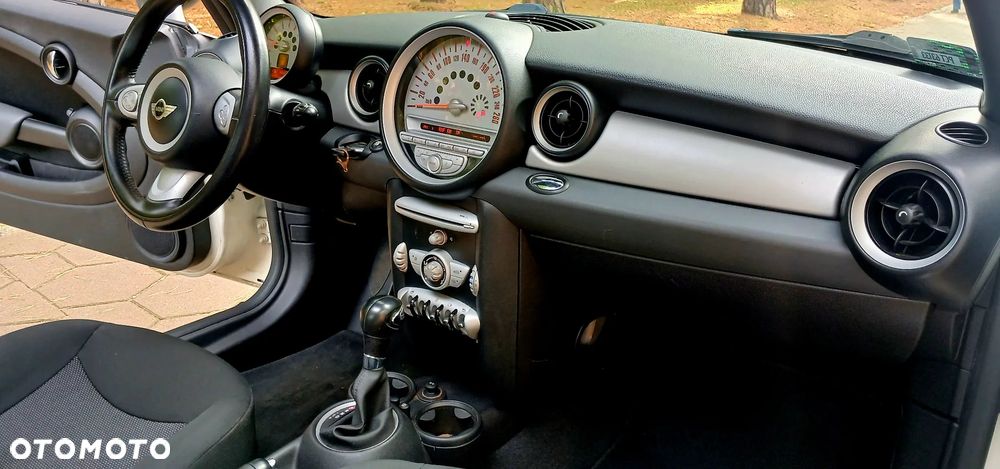 MINI Cooper - 13