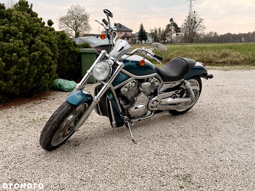 Harley-Davidson V-Rod Street Rod - 3