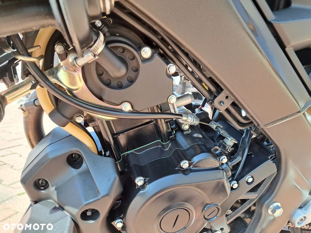 Yamaha MT - 3