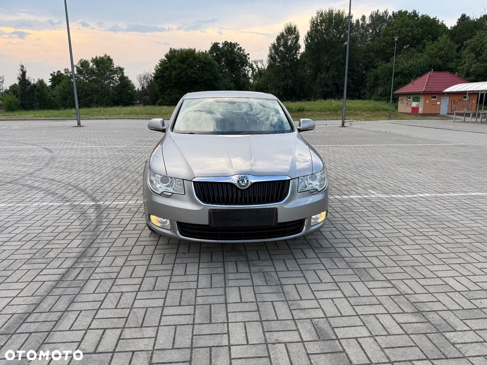 Skoda Superb 2.0 TDI DSG Elegance - 6