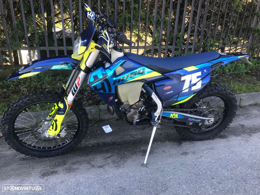 Husqvarna FE 350  modelo 2021 - 2