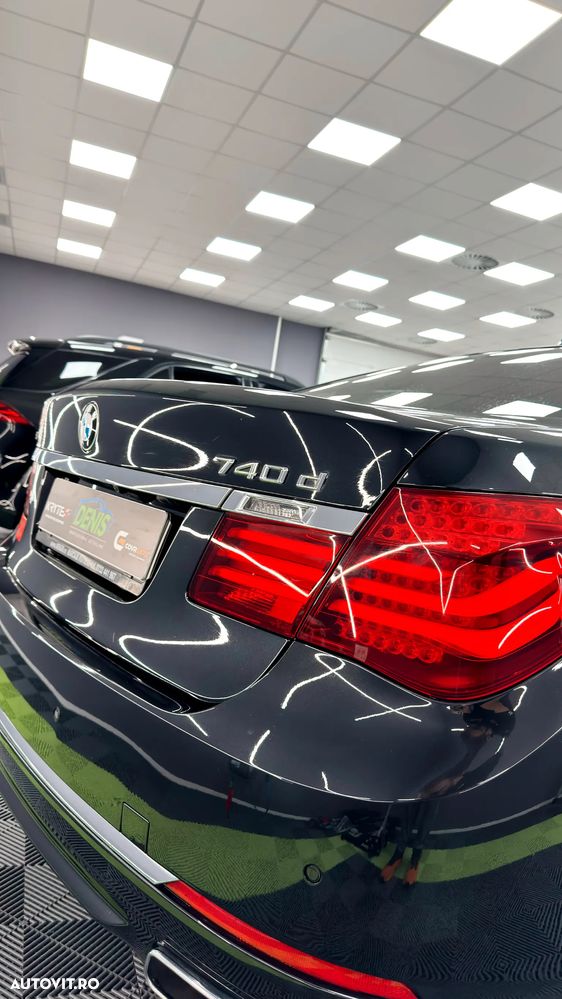 BMW Seria 7 740d xDrive - 9