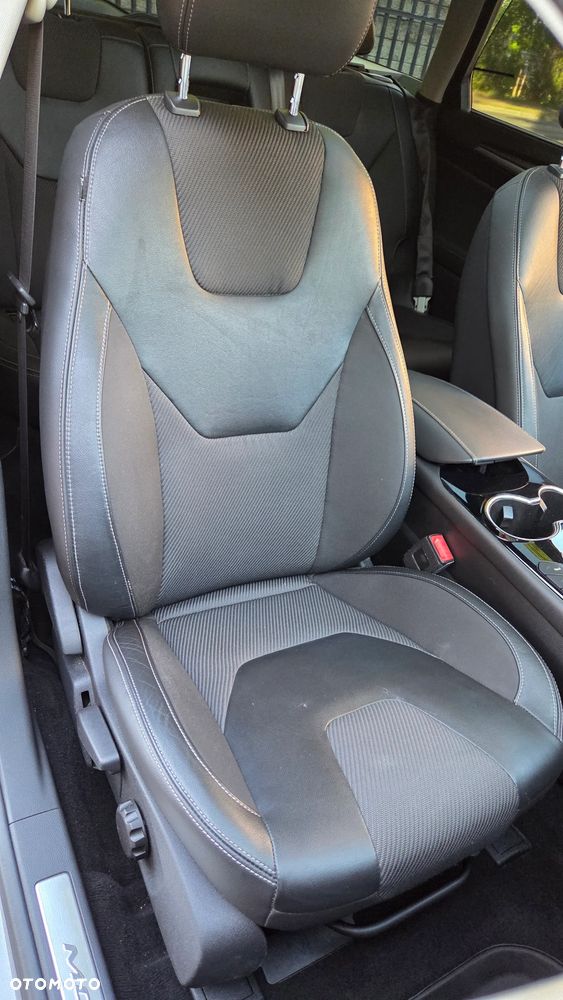 Ford Mondeo 2.0 TDCi STart-Stopp Titanium - 35