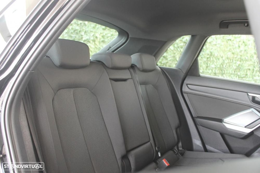 Audi Q3 35 TDI Advanced S tronic - 14