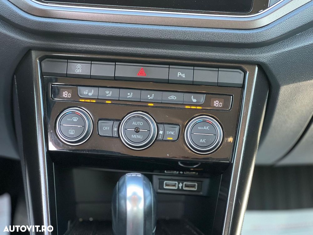 Volkswagen T-Roc 1.5 TSI DSG Design - 14