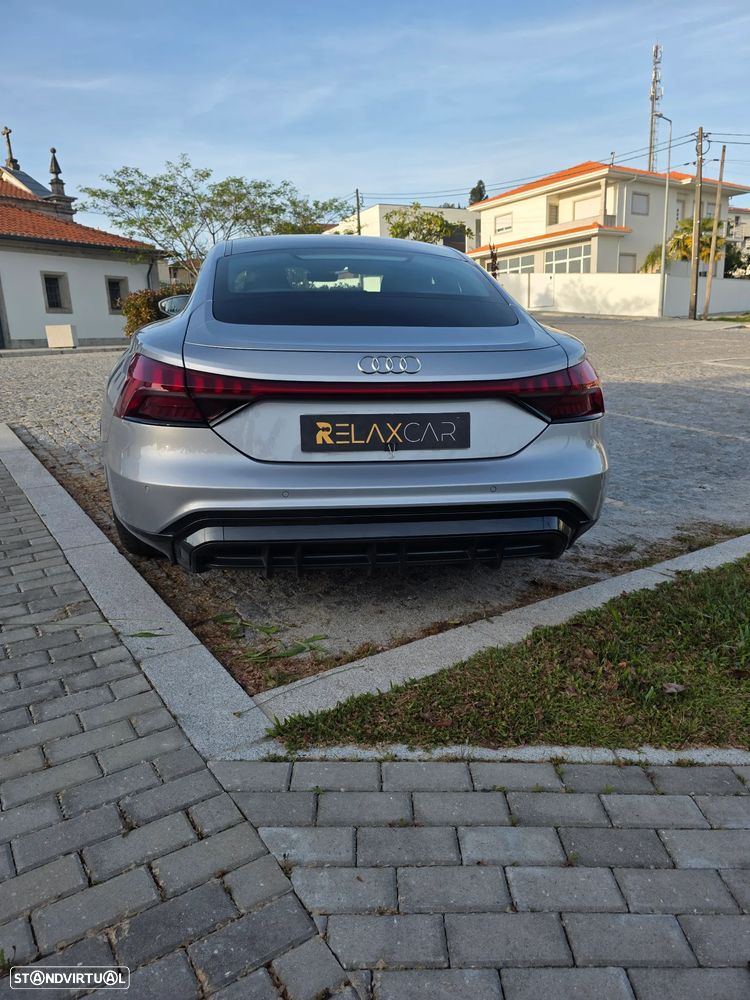 Audi e-tron GT quattro - 45