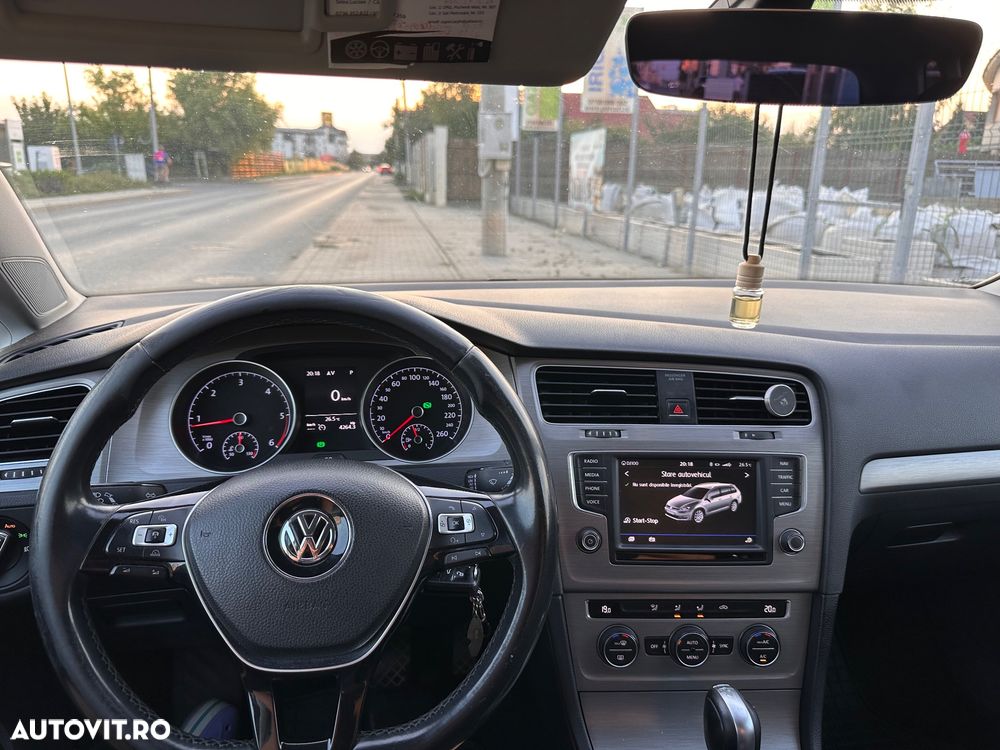 Volkswagen Golf 1.6 TDI BlueMotion Technology DSG Trendline - 12