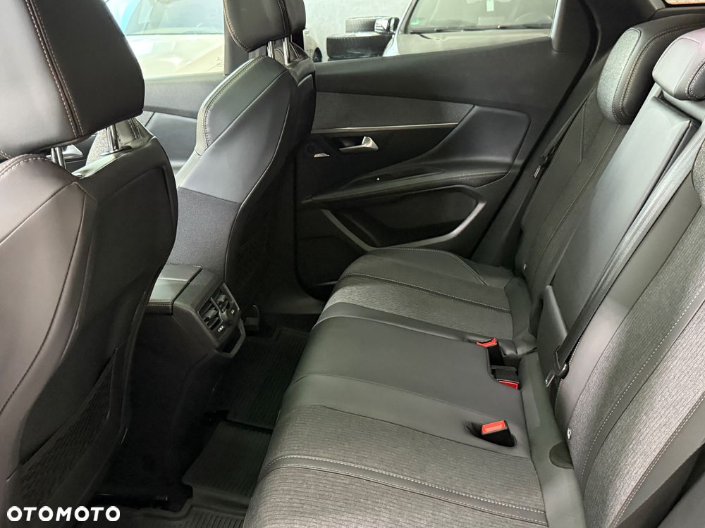 Peugeot 3008 THP 165 EAT6 Stop & Start Allure - 18