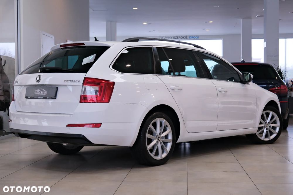 Skoda Octavia 1.6 TDI Active - 8