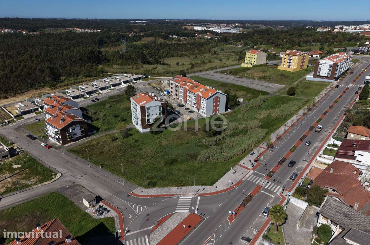 Lote Urbano - Grande imagem: 3/7