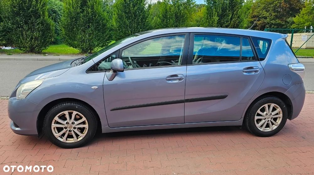 Toyota Verso 1.6 Sol EU5 - 5