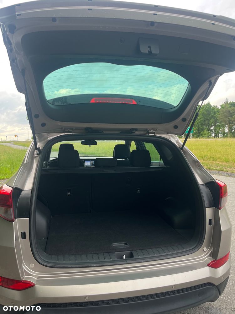 Hyundai Tucson 1.6 GDI BlueDrive GO 2WD - 8