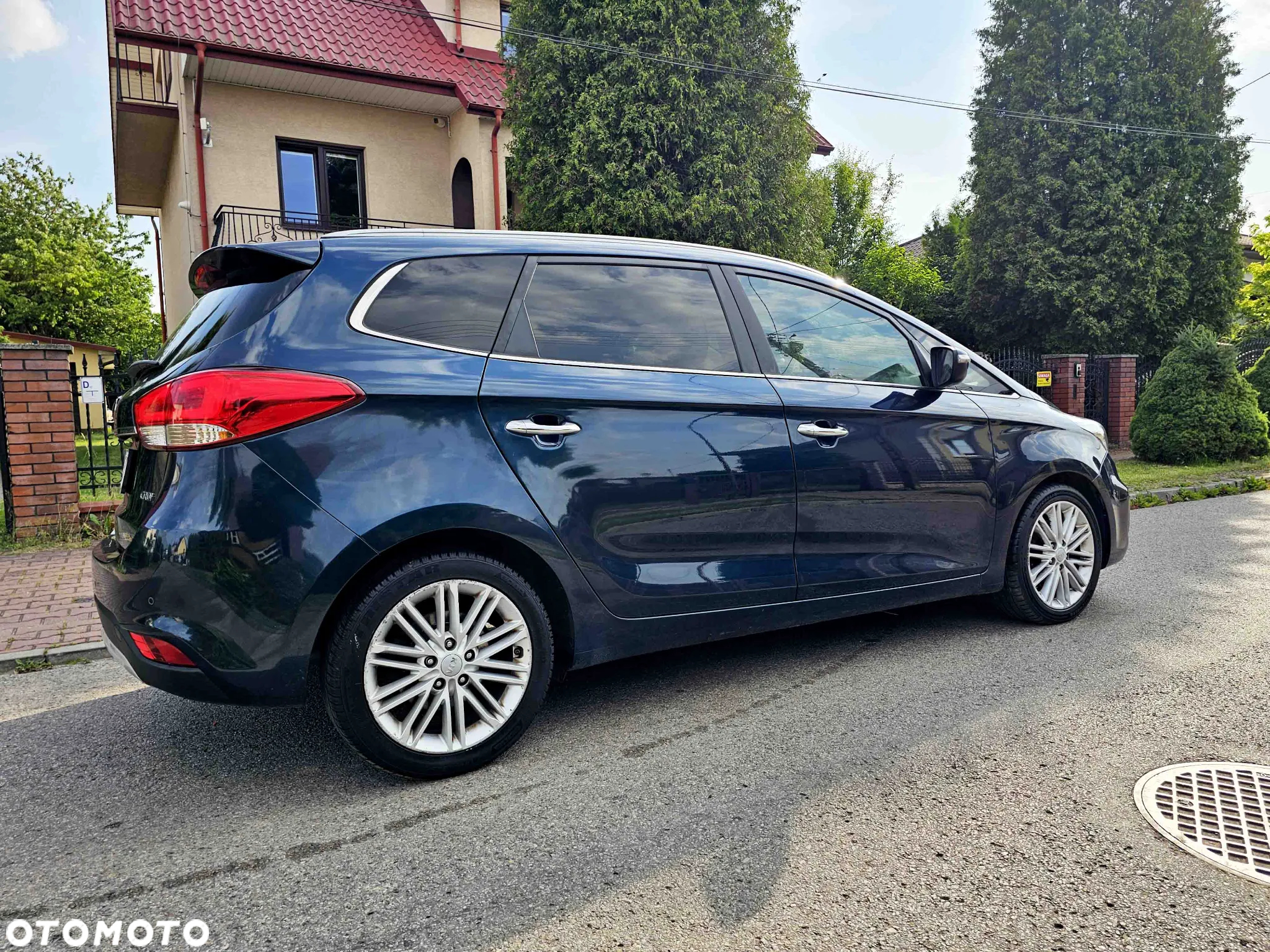 Kia Carens 1.7 CRDi M 7os - 2