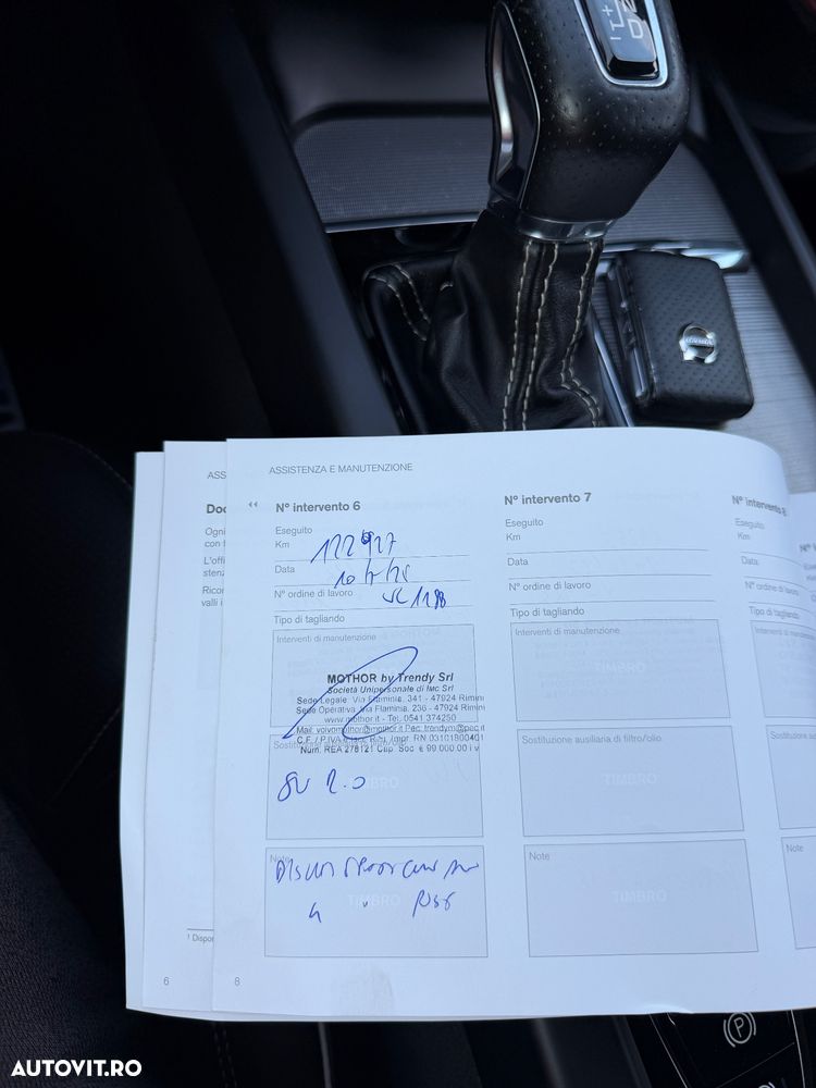 Volvo XC 60 D4 AWD Geartronic RDesign - 38