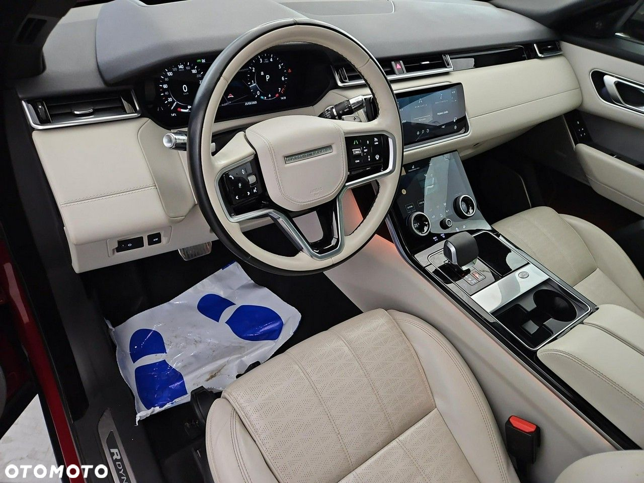 Land Rover Range Rover Velar 3.0 P400 mHEV R-Dynamic SE - 9
