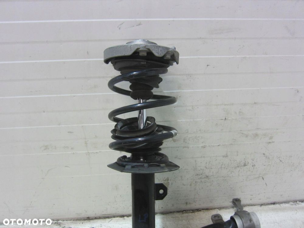 BMW X1 F48 ZWROTNICA PRZEDNIA LEWA 6876645 WAHACZ AMORTYZATOR 31216876645 - 3