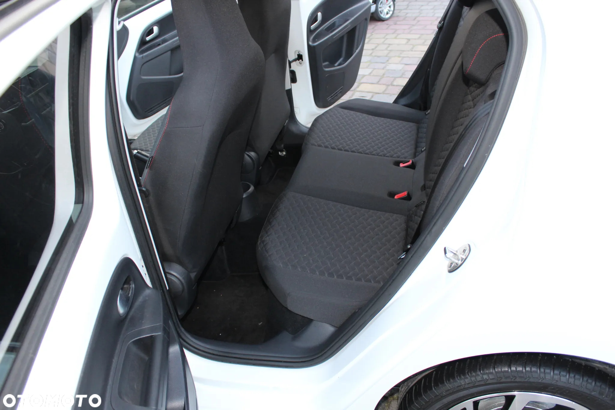 Volkswagen up! join - 23