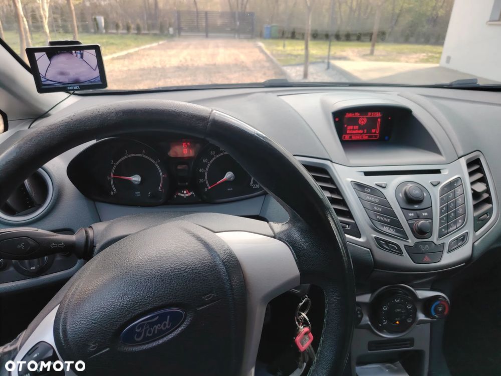 Ford Fiesta 1.25 Titanium EU5 - 9