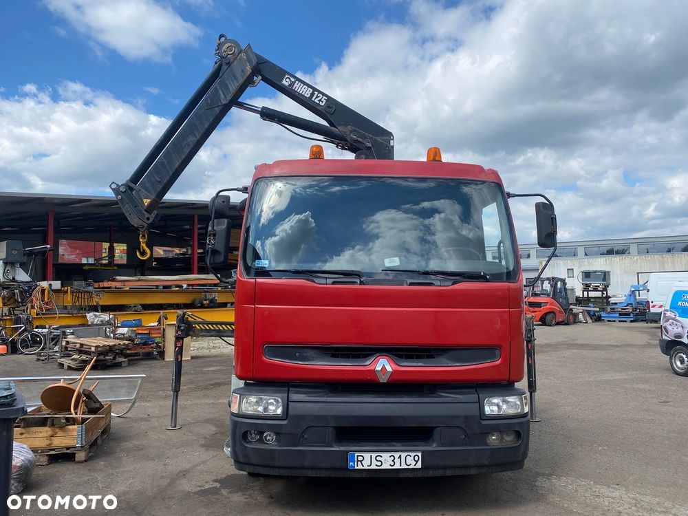 Renault Premium