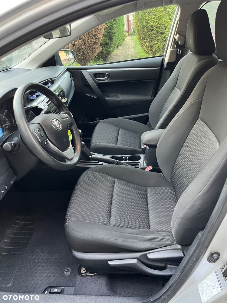 Toyota Corolla 1.6 Active - 8
