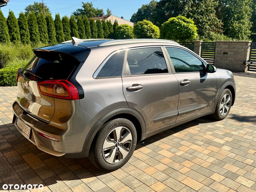 Kia Niro 1.6 GDI Hybrid M - 8