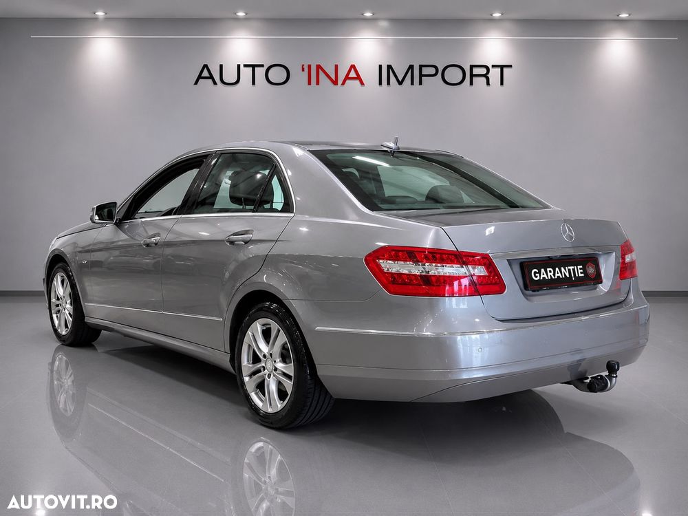 Mercedes-Benz E 200 CDI DPF BlueEFFICIENCY 7G-TRONIC Avantgarde - 4