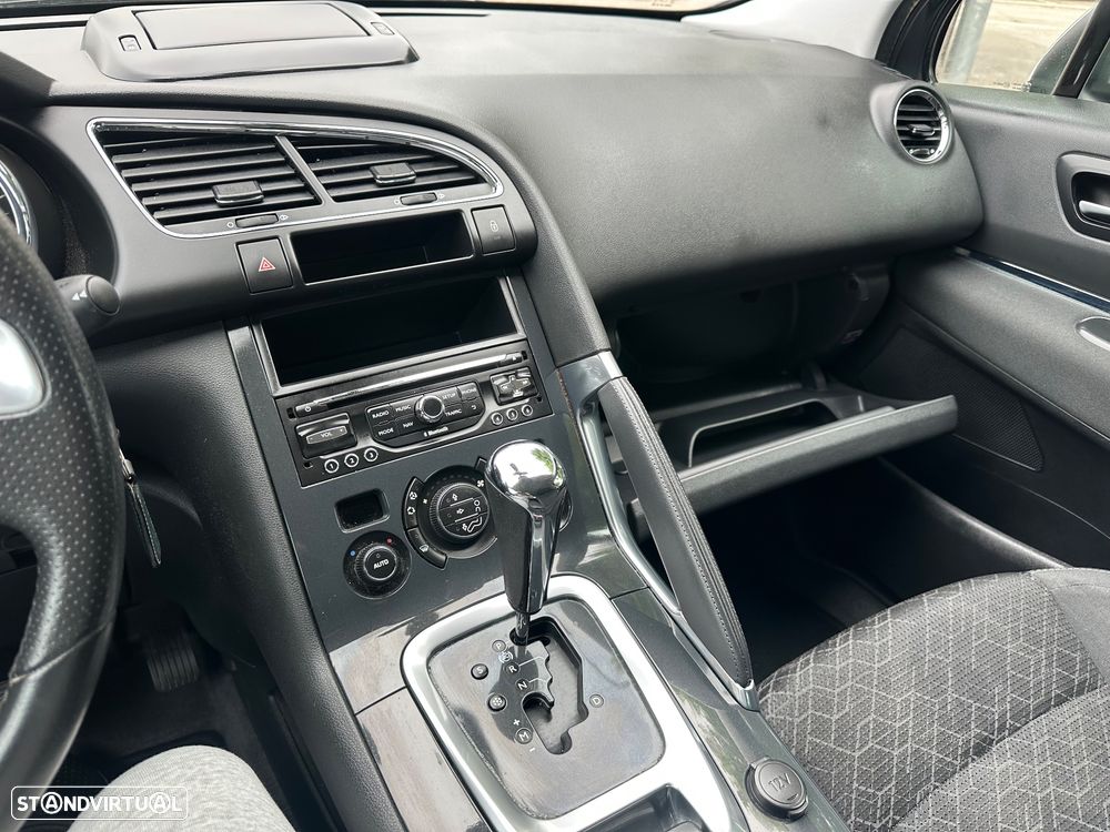Peugeot 3008 1.6 BlueHDi Style EAT6 - 27