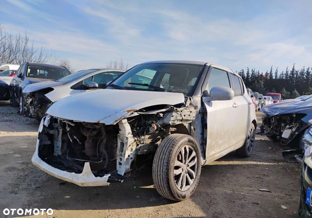 Suzuki Swift - 3