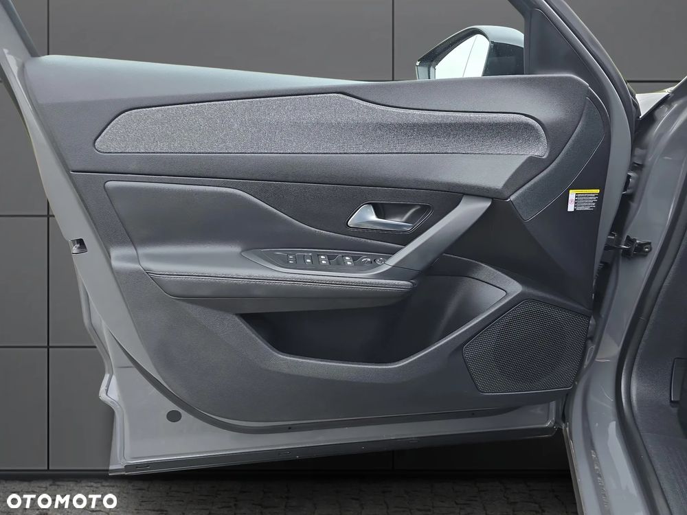 Peugeot 408 1.2 PureTech Allure Pack S&S EAT8 - 13