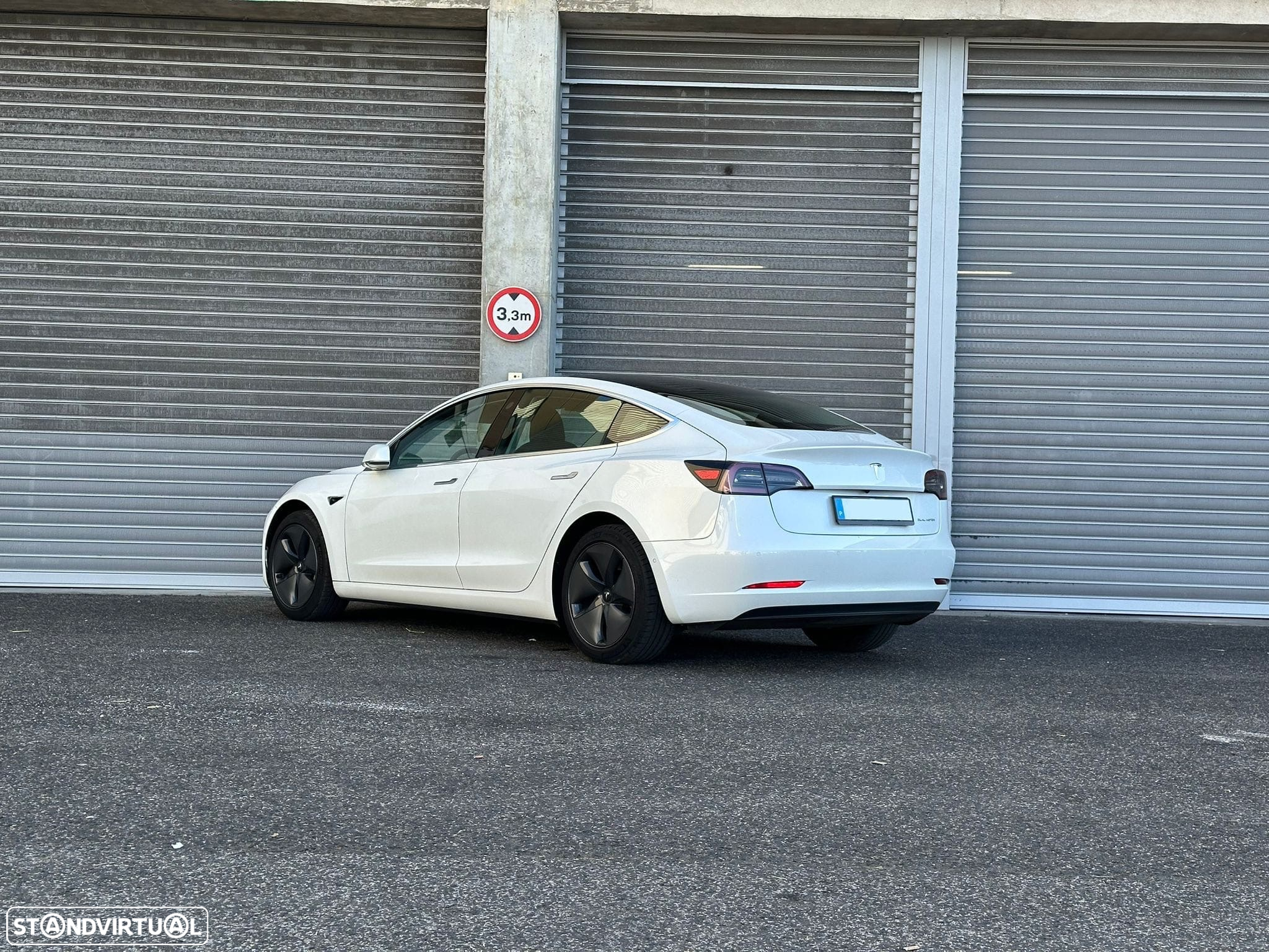 Tesla Model 3 Long-Range Dual Motor AWD - 3
