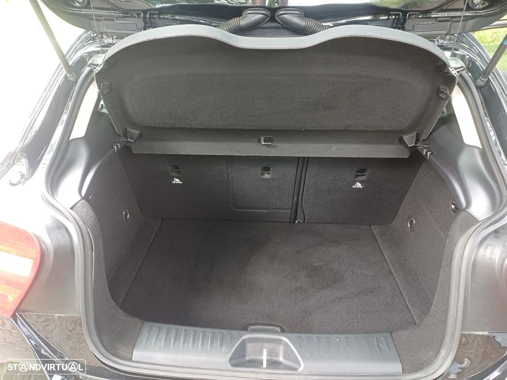 Mercedes-Benz A 180 - 9