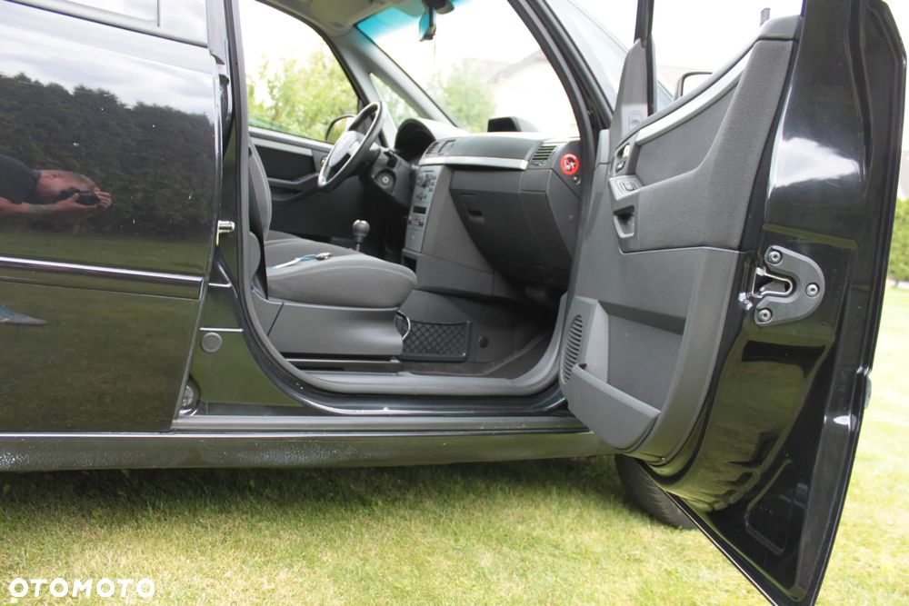Opel Meriva - 8