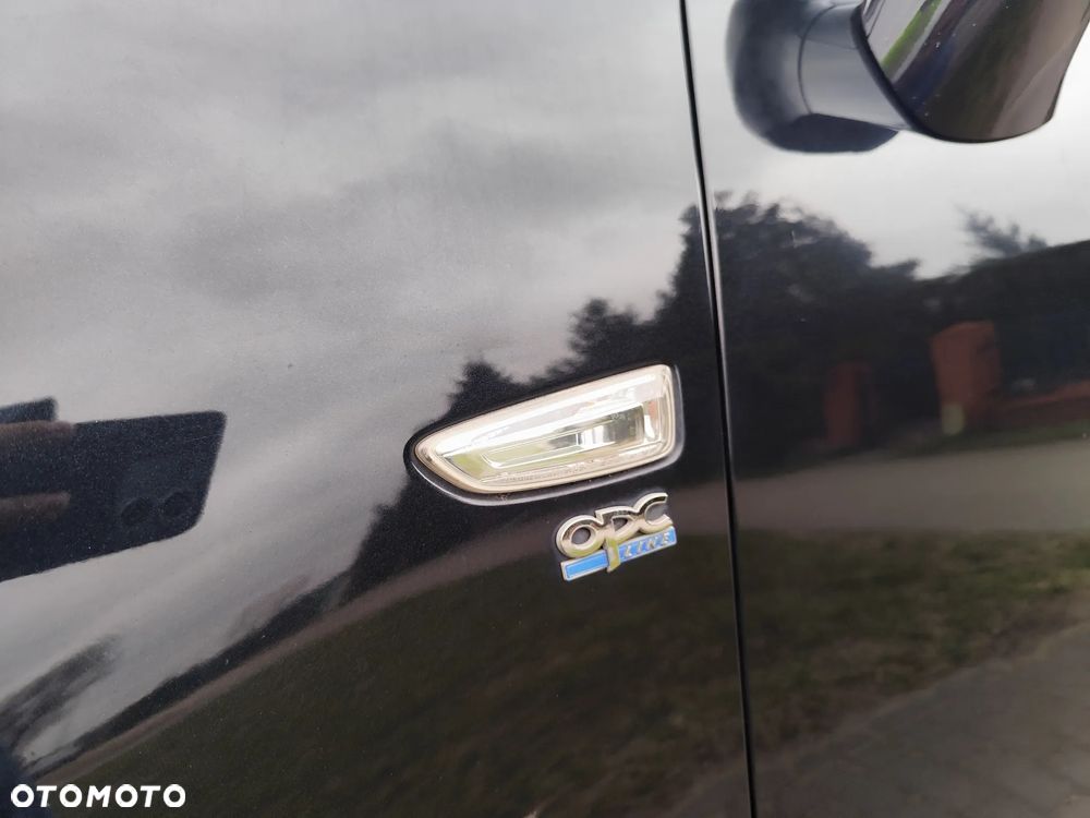 Opel Zafira - 12