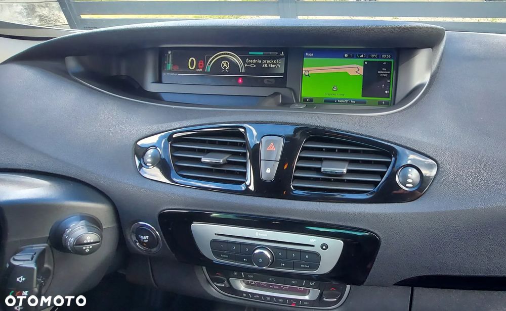Renault Scenic ENERGY TCe 130 BOSE EDITION - 24