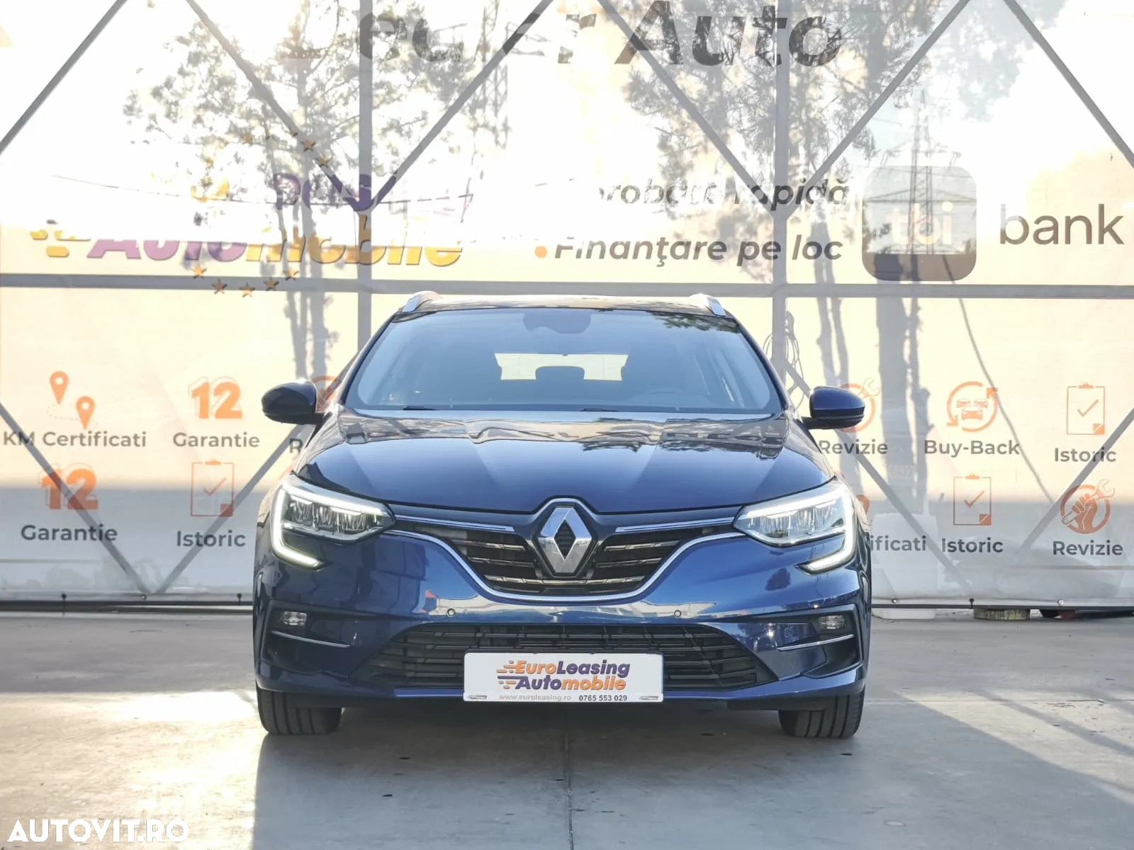 Renault Megane Grandtour E-TECH Plug-in 160 BUSINESS EDITION - 3
