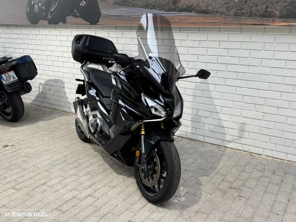 Honda Forza 750 DCT - 2