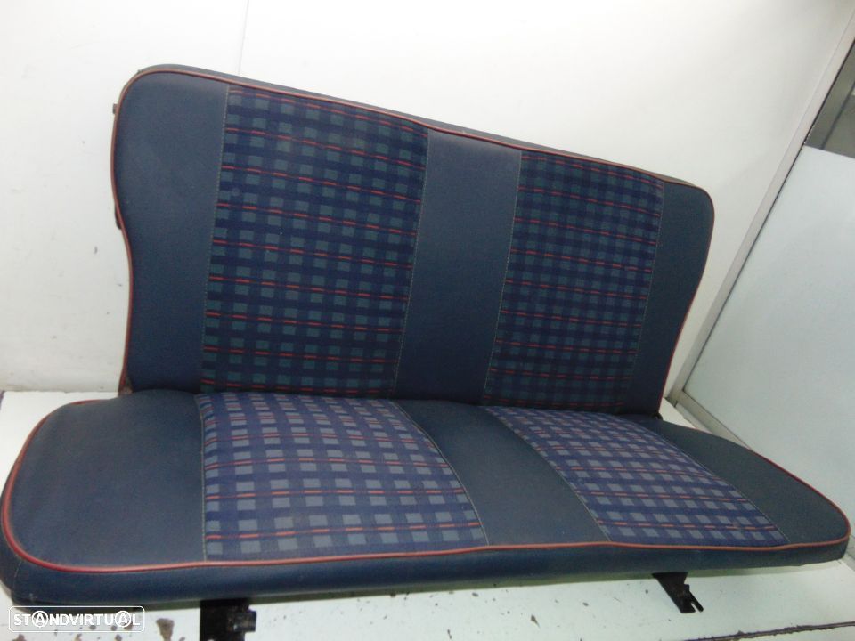 Renault 4l banco traseiro - 1