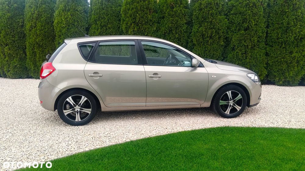Kia Ceed 1.4 CVVT Spirit - 20