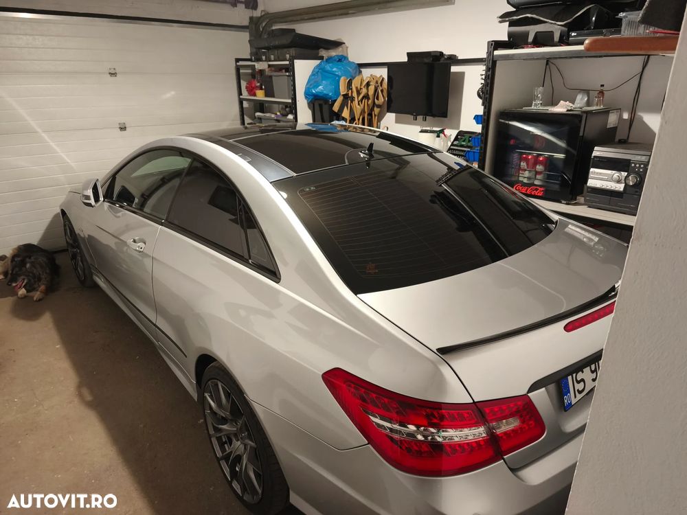 Mercedes-Benz E - 8