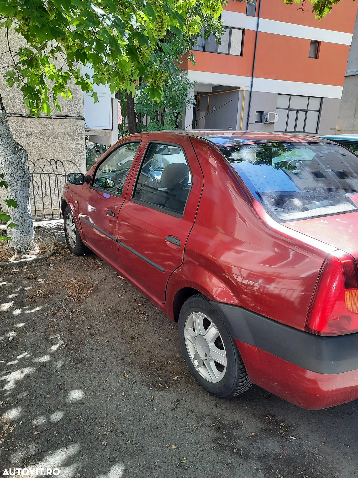 Dacia Logan 1.6 MPI Ambition - 7