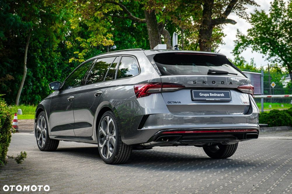 Skoda Octavia - 10