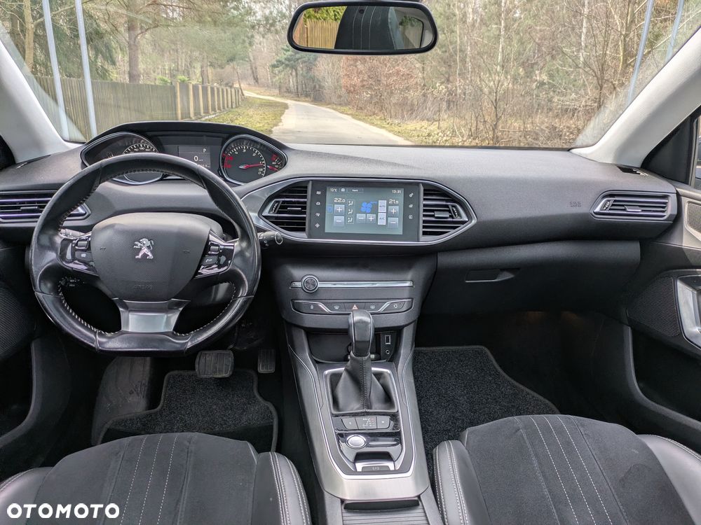 Peugeot 308 BlueHDi FAP 150 Stop&Start Automatik Allure - 14
