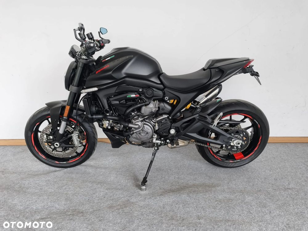 Ducati Monster - 12