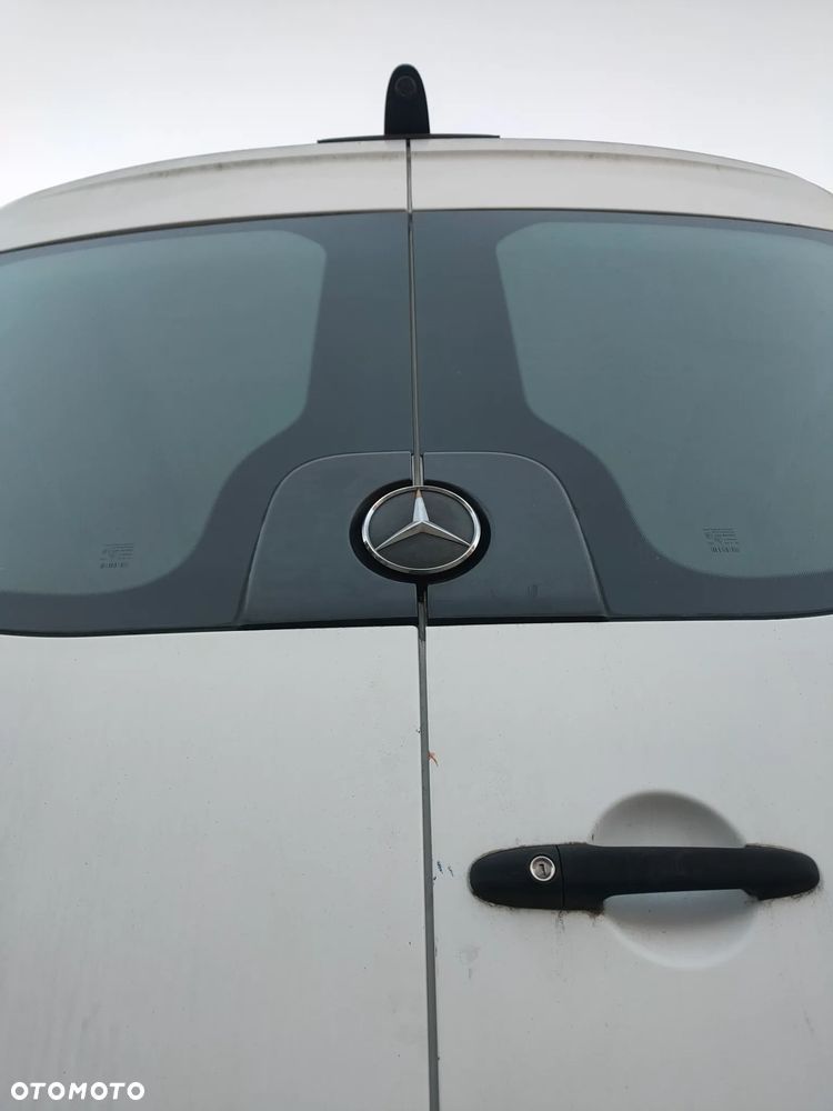 Mercedes-Benz Sprinter - 6