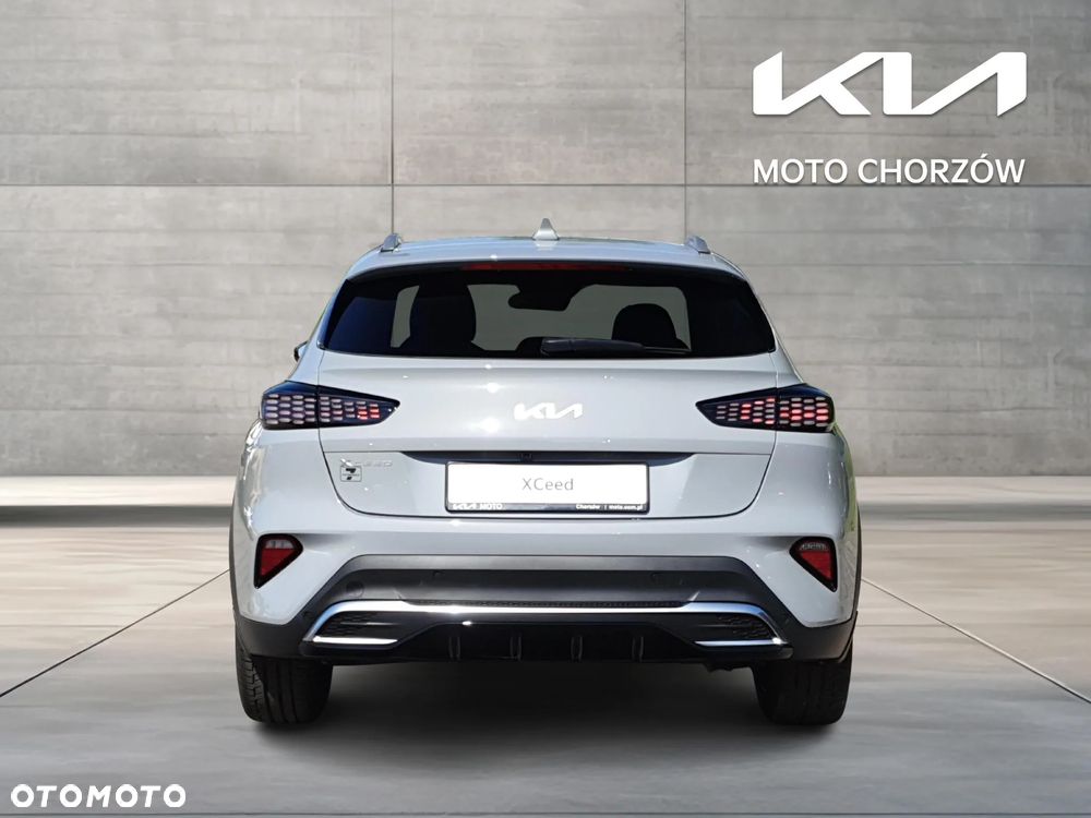 Kia XCeed 1.6 T-GDI Tribute DCT - 4