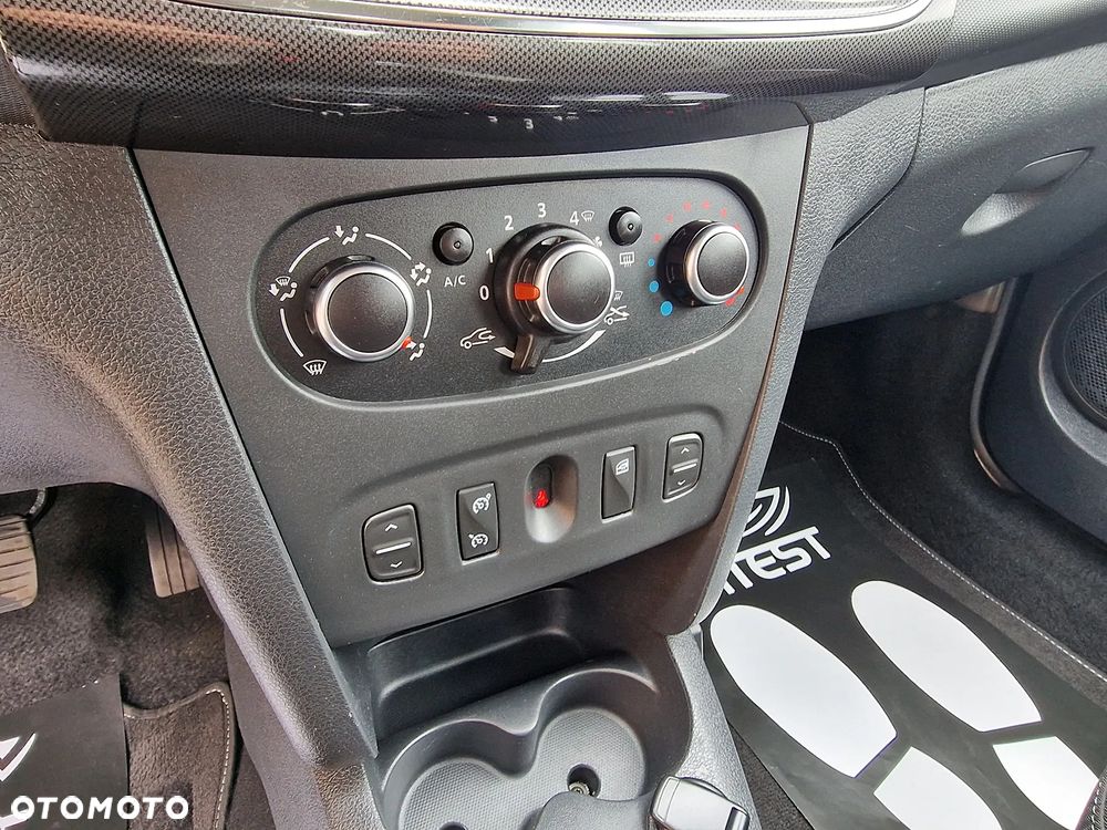 Dacia Sandero Stepway Blue dCi 95 Essential - 16